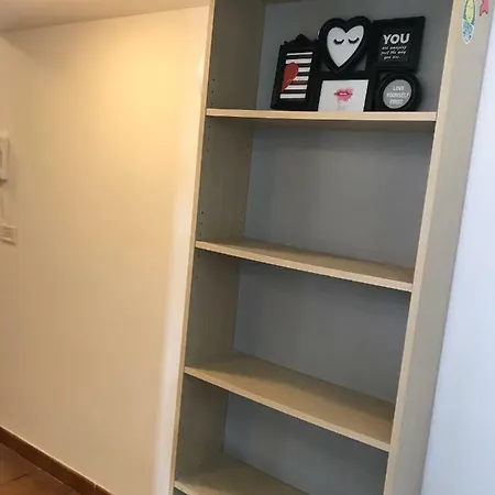 Apartment De House