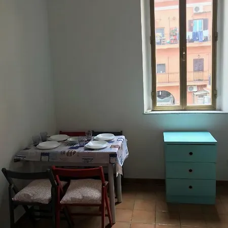 De House * Roma